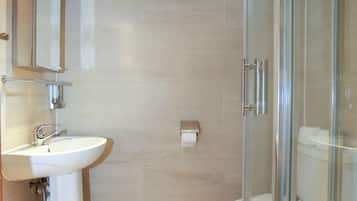 Family Suite, Ensuite (Quin) | Bathroom