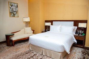 Down duvets, minibar, in-room safe, individually furnished - Royal Swiss Lahore (Lahore)