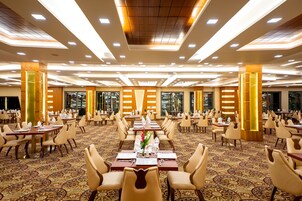 Desayuno buffet incluido todos los días 