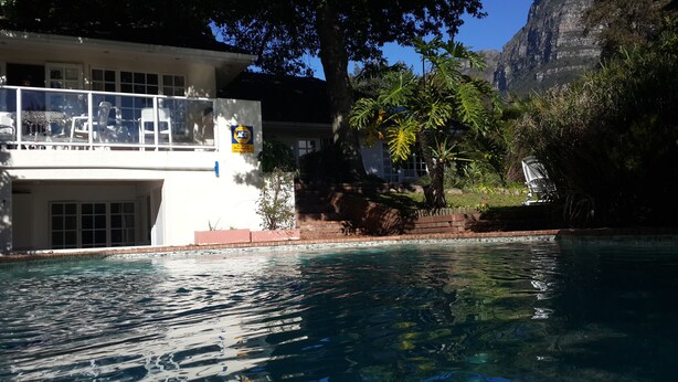 Seasonal outdoor pool - Acorn Tree (Cape Town)