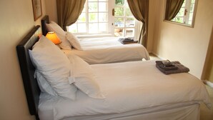 Family House, 4 Bedrooms | 4 bedrooms, in-room safe, desk, iron/ironing board - Acorn Tree (Cape Town)
