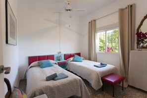 3 bedrooms, iron/ironing board, travel cot, free WiFi