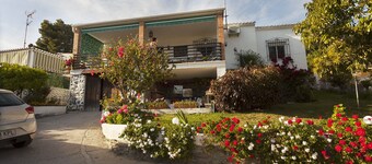 Bella casa con giardino a 3 minuti dalla spiaggia