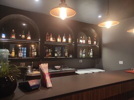 Bar (en la propiedad)