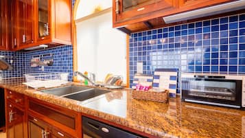 Villa | Private kitchen | Fridge, microwave, stovetop, coffee/tea maker