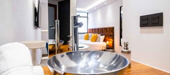 Poem Apartments, Las Canteras