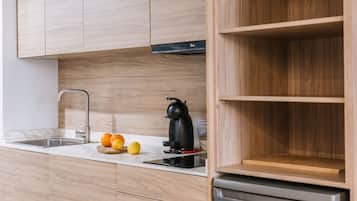 Apartment, City View, Tower | Private kitchen | Fridge, microwave, stovetop, toaster