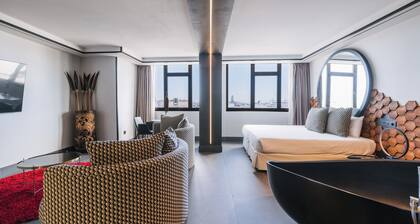 Poem Suites by Airnest