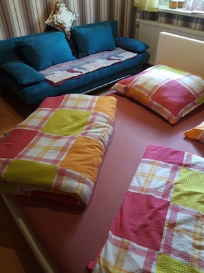 1 bedroom, WiFi, bed sheets