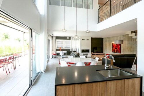 Le Kube Annecy Villas Prestige - Complet