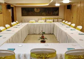 Meeting facility - Hotel Miramar, Miramar Beach, Goa (Panaji)