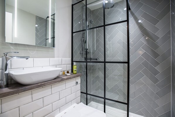 Estudio superior | Baño | Toallas