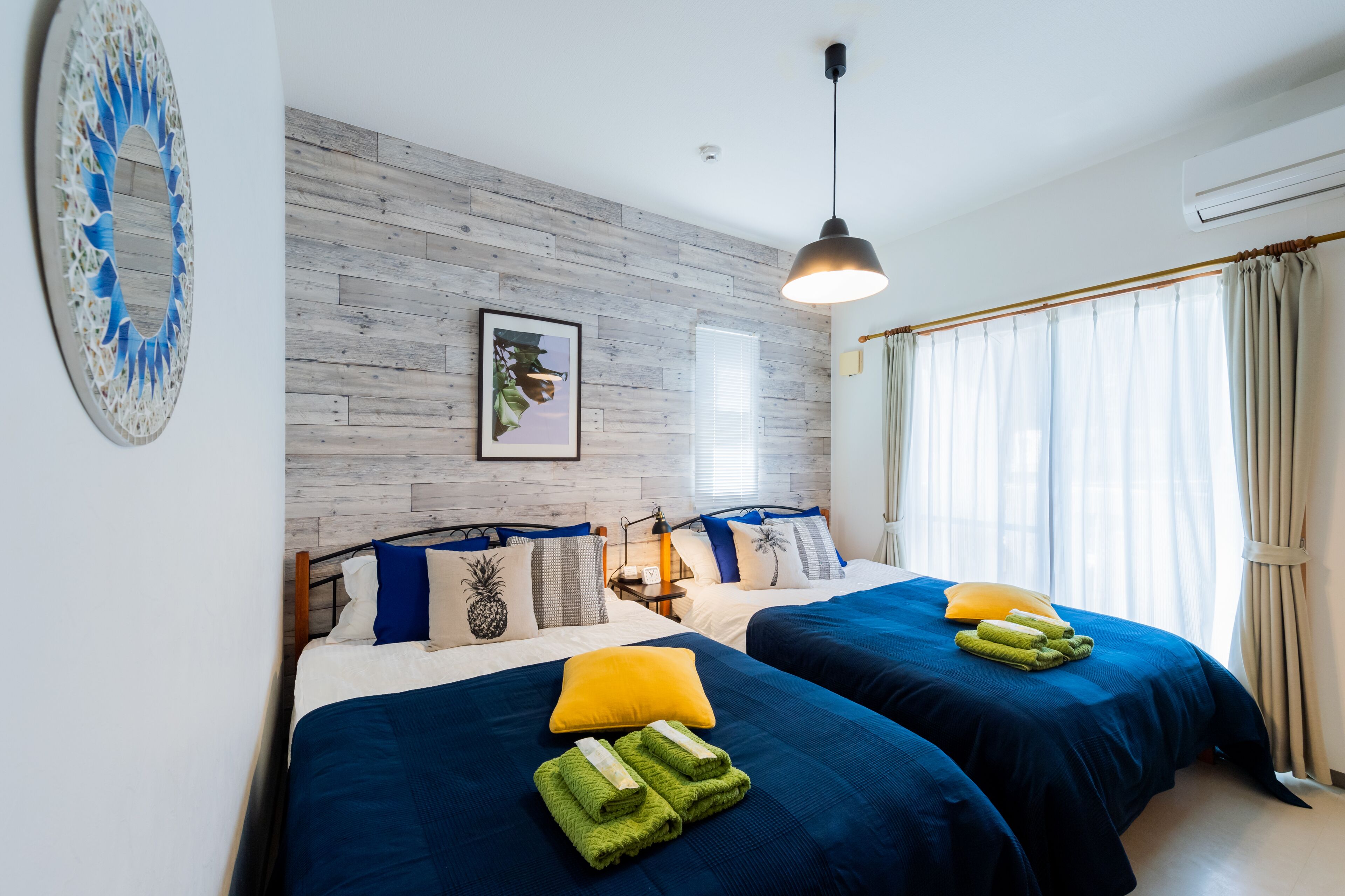 Villa | Individually decorated, individually furnished, desk, soundproofing