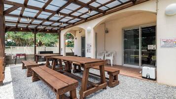 Villa | Terrace/patio