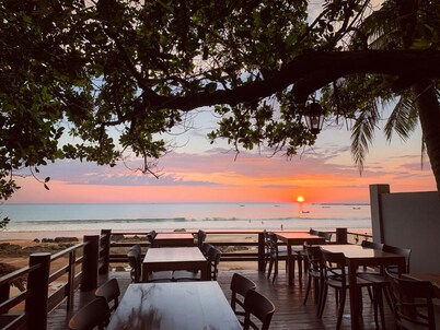 Lagoon Ngapali Beach Lodge