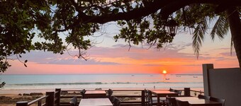 Lagoon Ngapali Beach Lodge