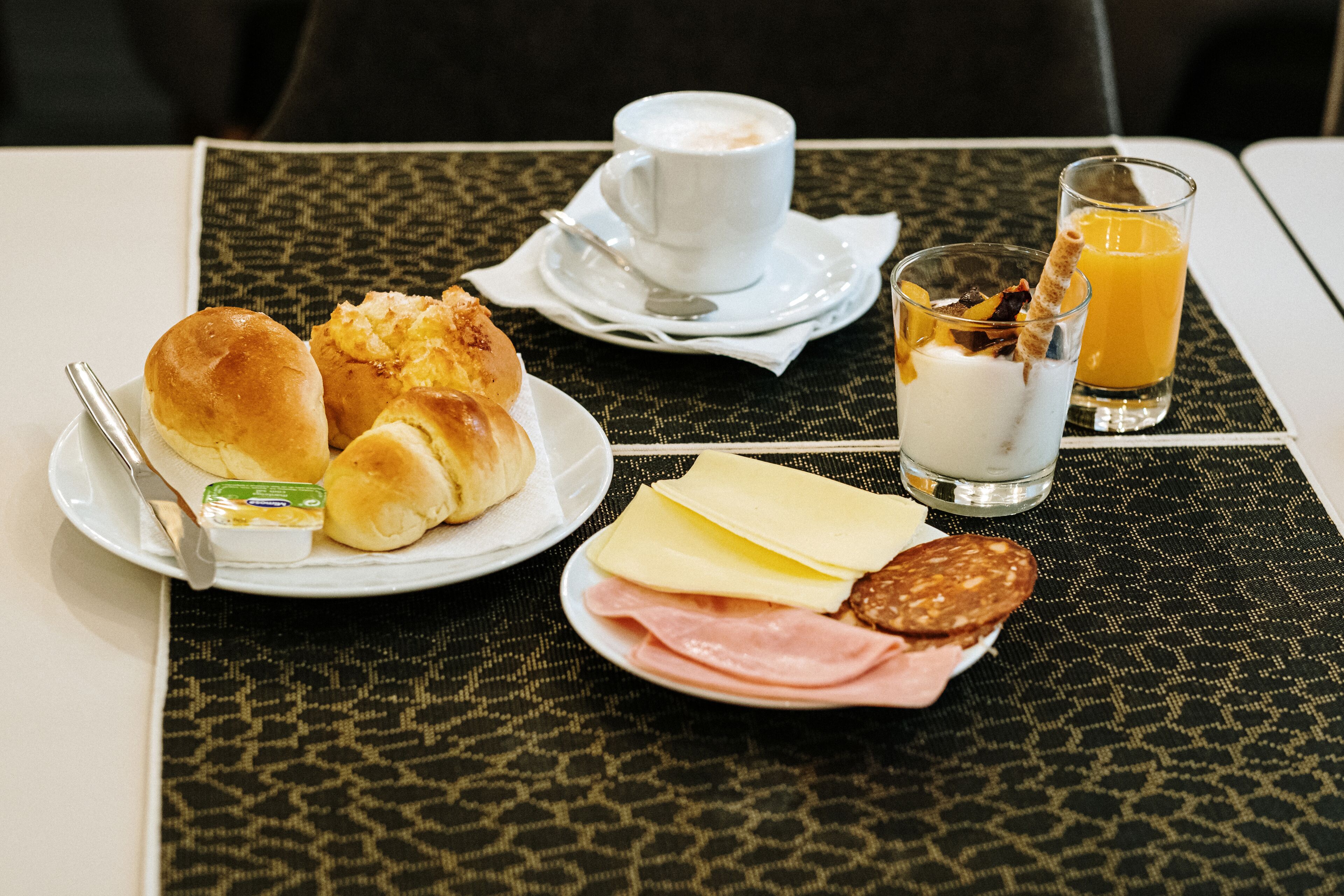Breakfast meal