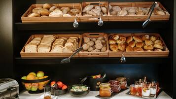Daily buffet breakfast (EUR 8.50 per person)