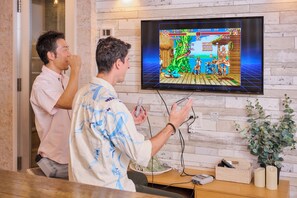 别墅 | 起居区 | 平板电视、Netflix、流媒体服务