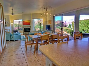 Smart-TV, Kamin, Drucker