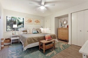 2 bedrooms, iron/ironing board, free WiFi, bed sheets - Surf Court 52 - Newly Remodeled - Ground Floor Flat (Hilton Head Island)