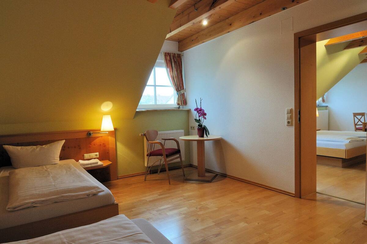 Individually decorated, free WiFi, bed sheets