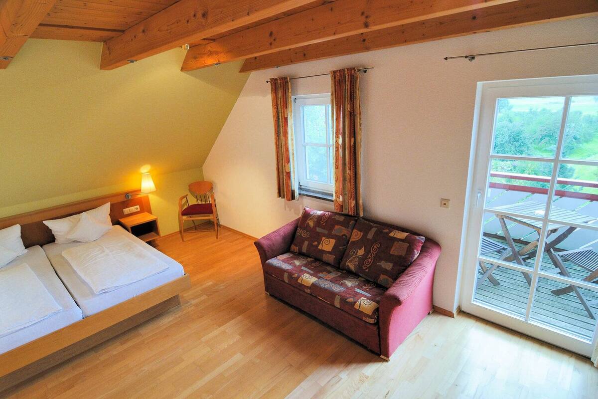 Individually decorated, free WiFi, bed sheets