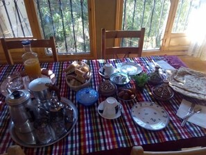 Daily local cuisine breakfast (MAD 50 per person)