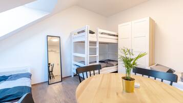 Soundproofing, free WiFi, bed sheets