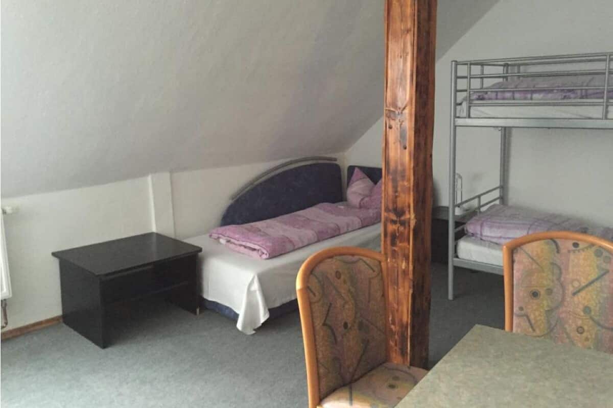 Dreibettzimmer | Kostenloses WLAN, Bettwäsche