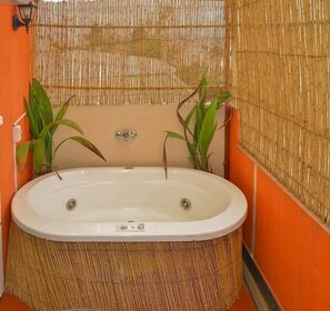 Suite | Private spa tub - Hotel La casa Di Luna (Antananarivo)
