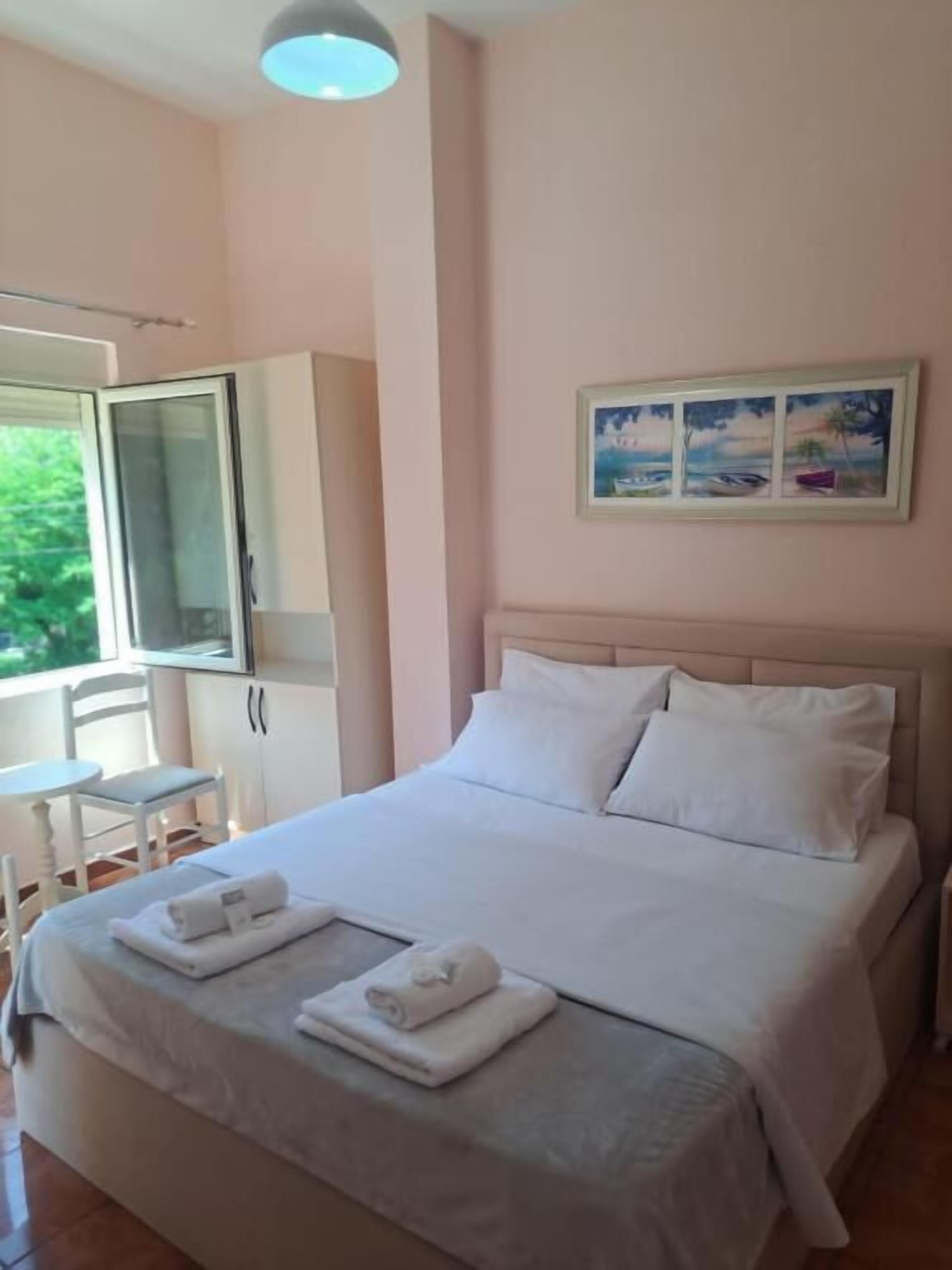 Standaard tweepersoonskamer | Gratis wifi, beddengoed