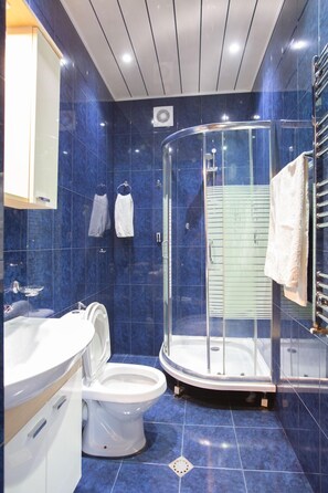 Design House | Bathroom