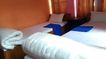 Basic Twin Room | Free WiFi