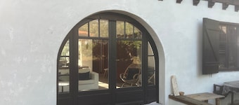 Arcachon - Cozy Landaise House near Golf with Terraces, BBQ, and Pet-Friendly