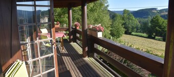 Scandinavian chalet, warm atmosphere, for those who love nature