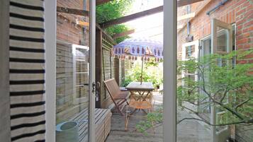 House (3 Bedrooms) | Terrace/patio