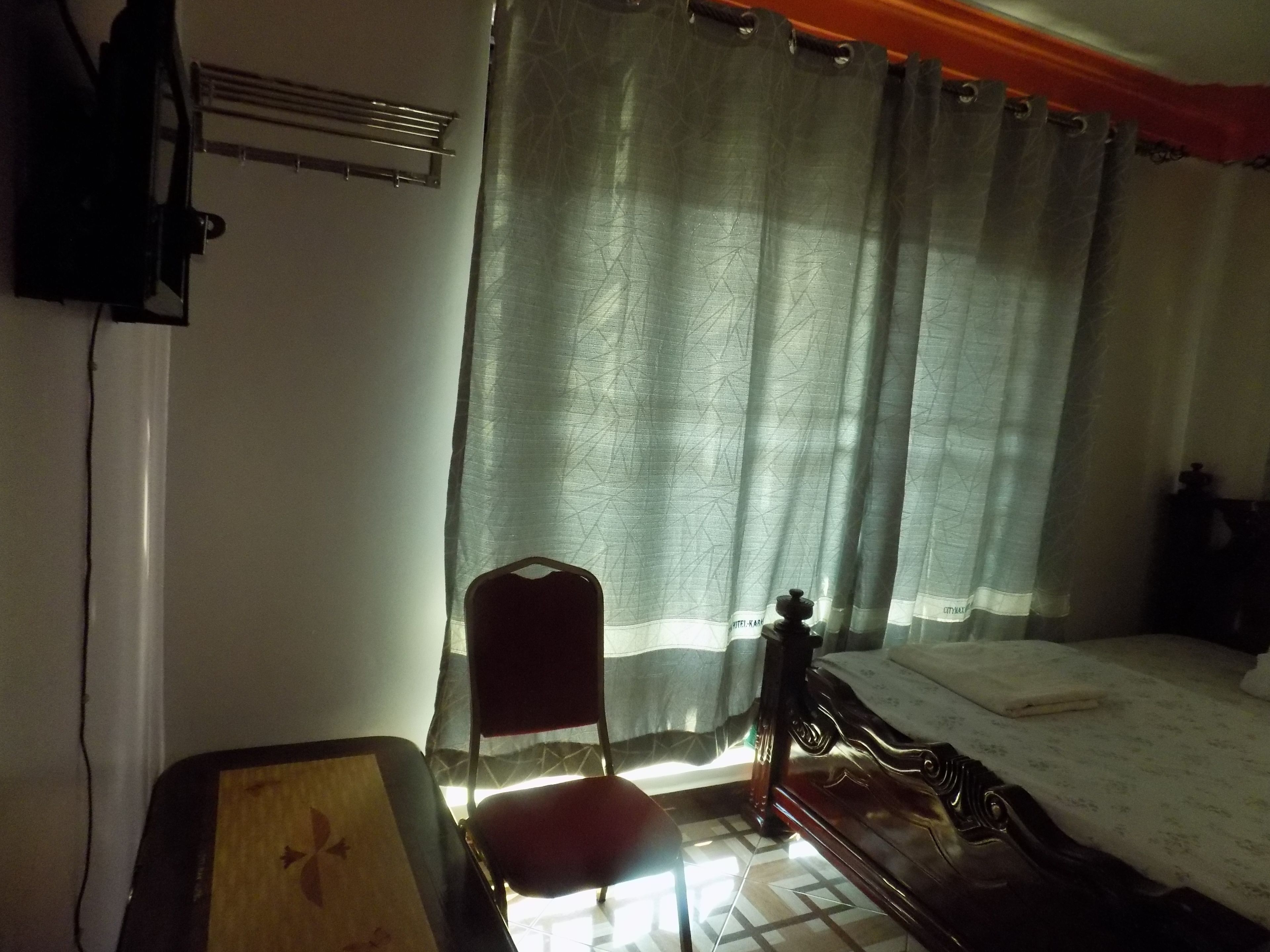 Desk, laptop workspace, free WiFi, bed sheets