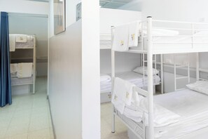 Basic Shared Dormitory, Women only (16 Beds) - New Gate Hostel (Jerusalem)