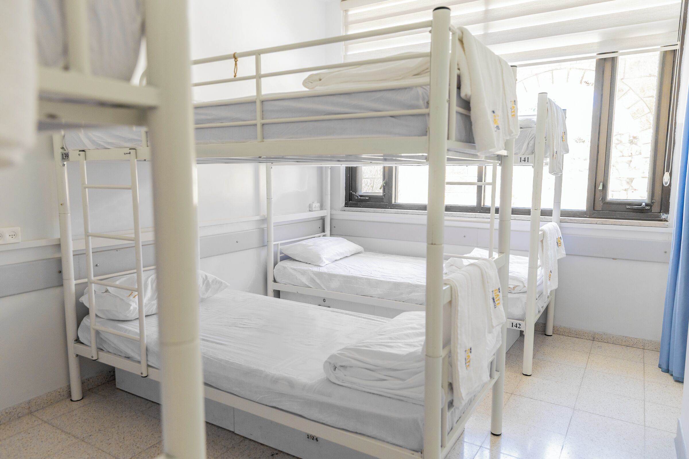 基础宿舍, 女士专用房 (16 Beds) | 办公桌、笔记本电脑工作区、免费 WiFi、床单