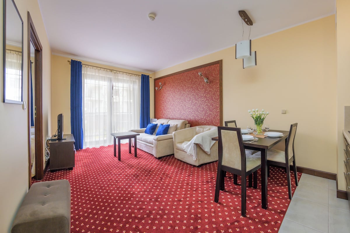 Apartment (A30) | Living area | Flat-screen TV, DVD player