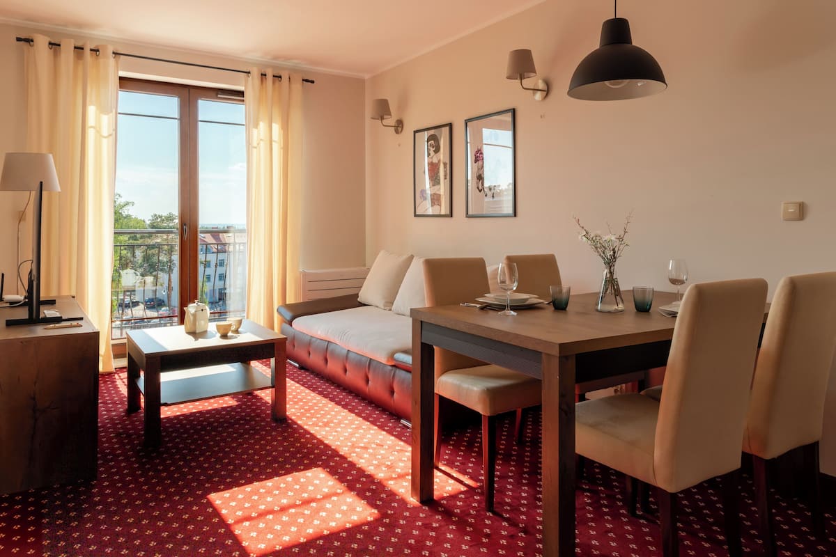 Apartment (A 55) | Living area | Flat-screen TV, DVD player