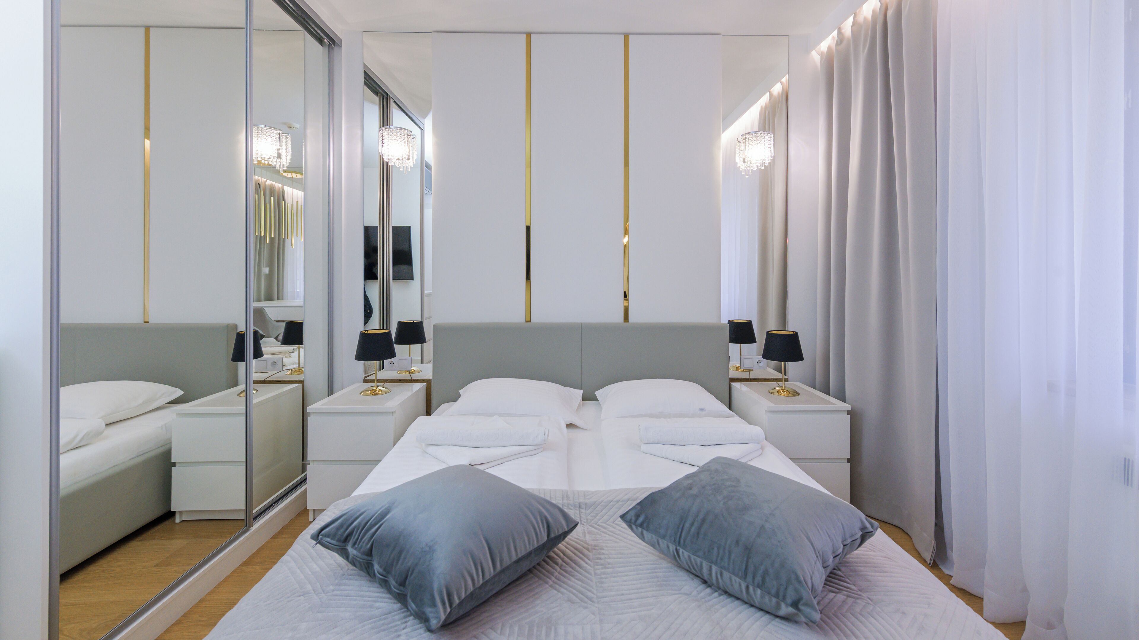 アパートメント (D 28) | 客室ごとに異なる装飾、客室ごとに異なるインテリア、アイロン / アイロン台、ベッドシーツ