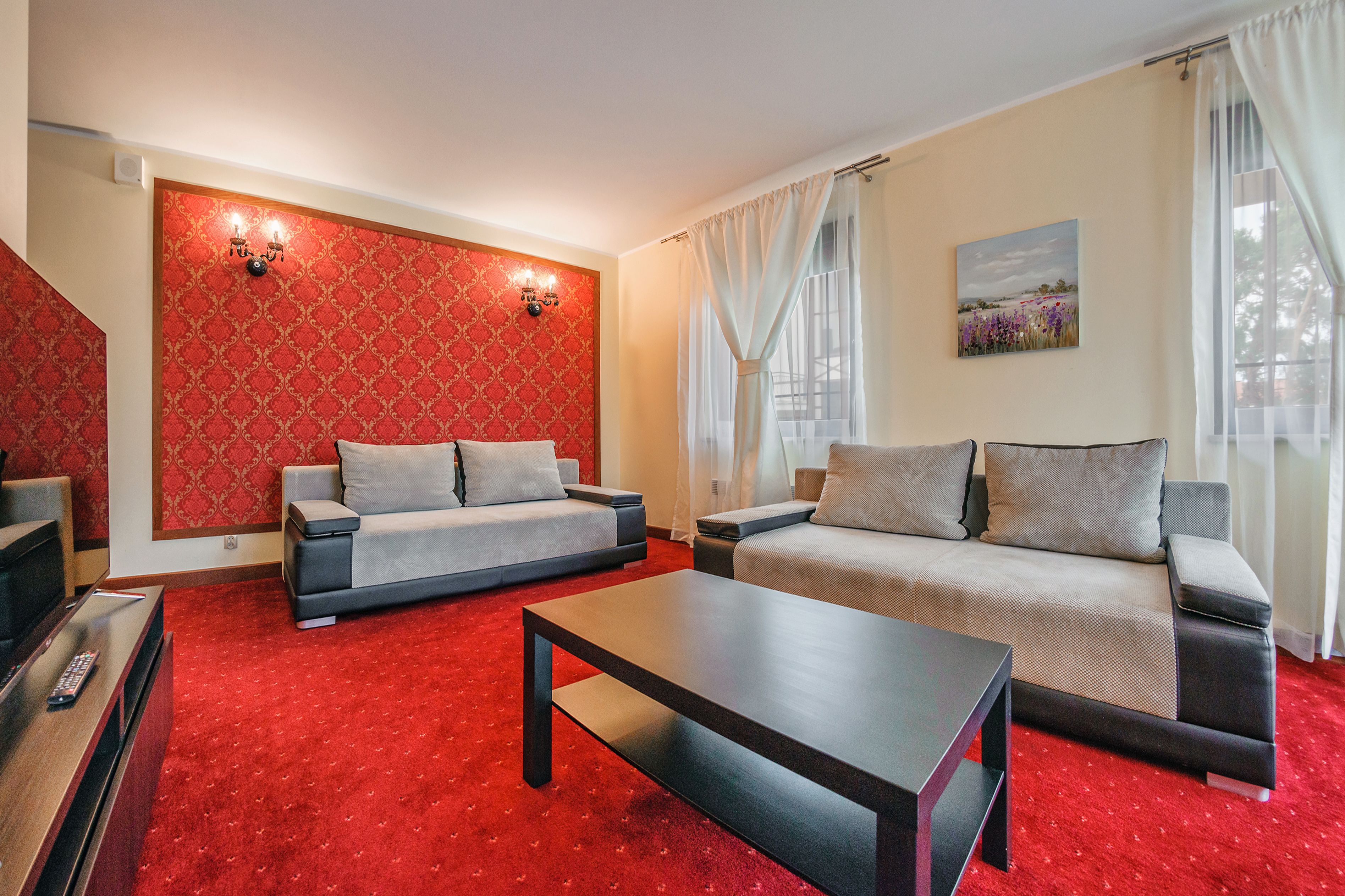 Apartemen (C 4) | Didekorasi berbeda-beda dan dilengkapi dengan perabotan berbeda-beda