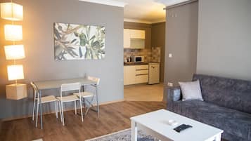 Suite, 2 camere da letto | Cucina privata | Frigorifero con congelatore