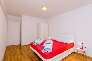 3 Schlafzimmer, Bügeleisen/Bügelbrett, kostenloses WLAN, Bettwäsche