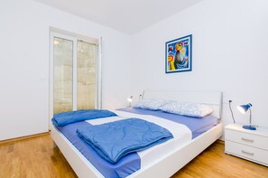 3 bedrooms, iron/ironing board, free WiFi, bed sheets - Grand Apartment - Three Bedroom Apartment with Terrace and Partial Sea View (Dubrovnik)