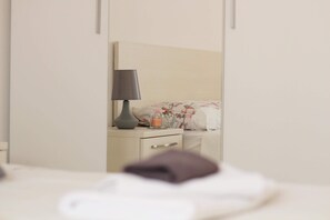 1 bedroom, Internet, bed sheets