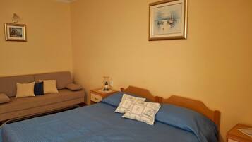 1 bedroom, internet, bed sheets