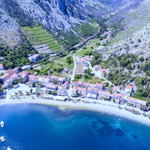 Apartments Seafront Silence - One Bedroom Apartment with Terrace and Sea View